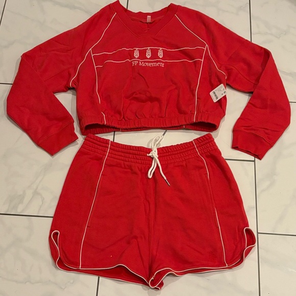 NWT Free People x FP Movement Seeing Double Shorts Set in Red Berry - Picture 2 of 16